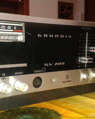 AMPLIFICATORE VINTAGE GRUNDIG SV200