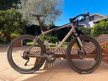 Bici gravel/urban aero carbon-taglia L