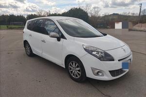 Scenic 1.5 Diesel 7 Posti ok neopatentati 