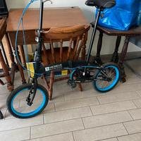 Bici pieghevole molto compatta
