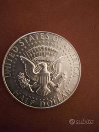 Moneta Half Dollar 1969