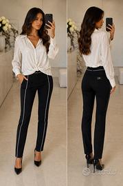 Blusa Zara bianca perlata con nodo frontale
