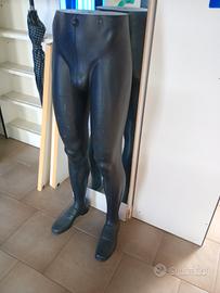 gambe manichino maschile