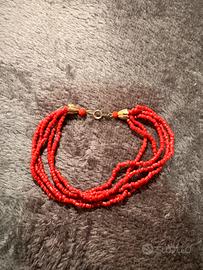 Bracciale rosso con perline multi-filo