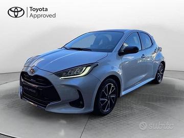 Toyota Yaris 1.5 hybrid Lounge
