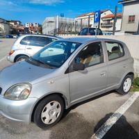 Yaris 1.o sol cambio meccanico