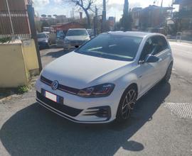 Volkswagen Golf 1.6 TDI 5p. Highline BlueMotion Te