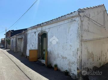 CASA INDIPENDENTE A RIPOSTO