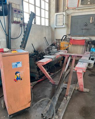 Ponte sollevatore auto