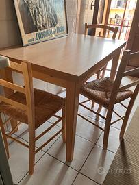 Tavolo Calligaris allungabile  e sedie