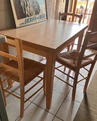 Tavolo Calligaris allungabile  e sedie