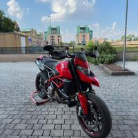 Ducati Hypermotard 950
