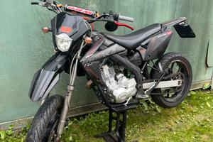 Rieju MRT 125