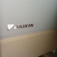 condizionatore daykin dual ....forno da incasso 