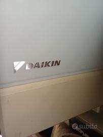 condizionatore daykin dual ....forno da incasso 
