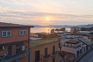 Pozzuoli bilocale arredato