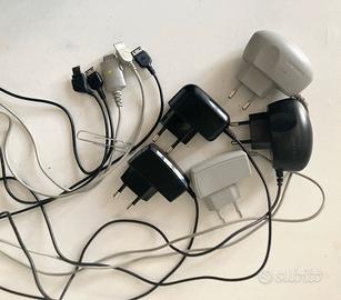 SAMSUNG 5 adattatori con cavo mai usati