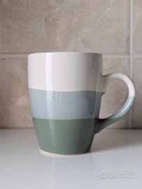 Tazza in ceramica a tre colori