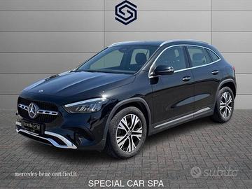 Mercedes-Benz GLA 200 Advanced auto