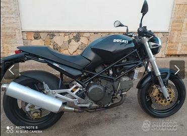 ducati moster 750 dark