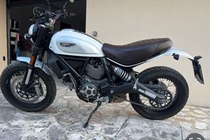 Scrambler 800 con Xadv 350 o 750
