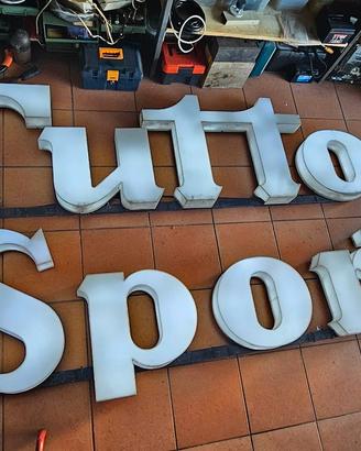 INSEGNA LUMINOSA VINTAGE "TUTTO SPORT" RECUPERO