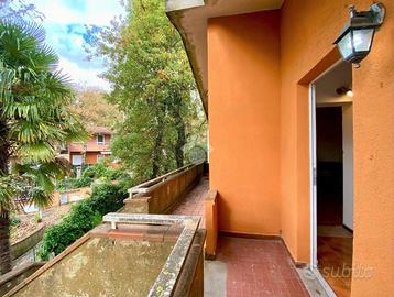 VILLA A SCHIERA A VALENTANO