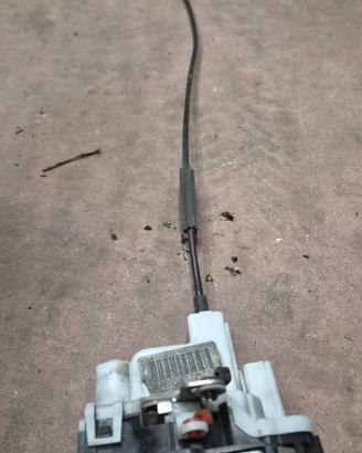 Pezzo ricambio serratura porta fiat 500