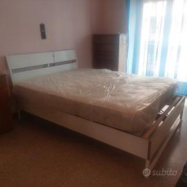 Materasso matrimoniale e/o struttura letto