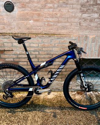 Canyon Lux CFR L world cup 2026