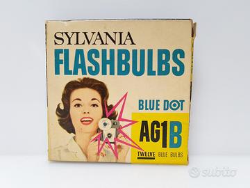 Sylvania 12 flashbulbs blue dot ag1b vintage