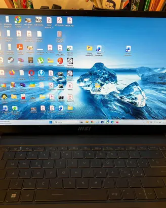 MSI Prestige 15  i7 1280P  RTX 3050 16GB RAM 1TB