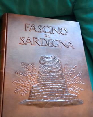 Volume pregiato FASCINO DI SARDEGNA 