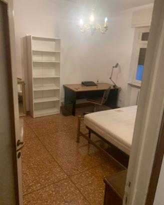 Stanza LIBERA SUBITO - Via Olevano Pavia