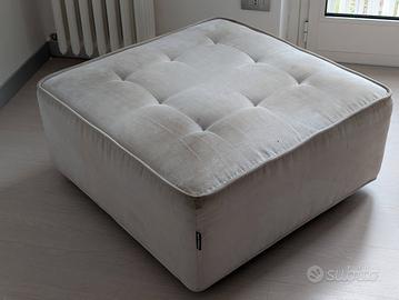 Grande Pouf quadrato Chateau d'Ax da rifoderare