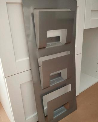 ikea skrissel vintage porta riviste muro