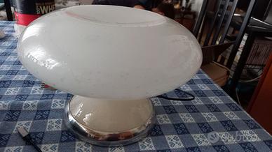 lampada da tavolo anni '60