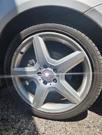 Cerchi in lega 18 originali Mercedes AMG 215/40 ZR