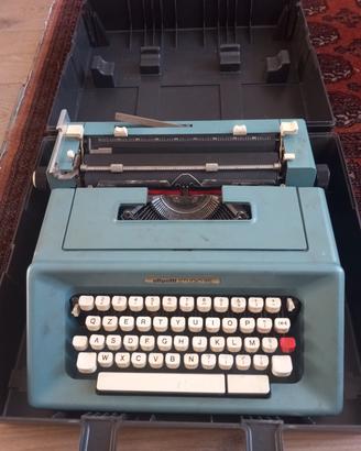 macchina da scrivere Olivetti Studio 46