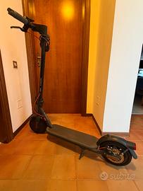 Monopattino elettrico xiaomi 4