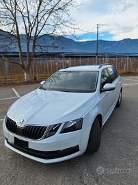 skoda octavia 2.0 tdi , dsg