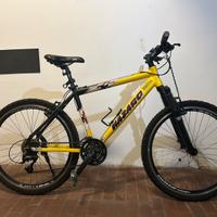 Bicicletta Mountain Bike HAZARD 26”