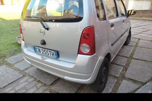 Opel agila 