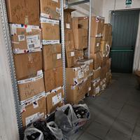 Grandei stock di  oltre 4000 articoli 