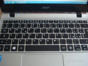 Pc portatile Acer ES1