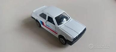 Majorette 1:56, automobile BMW 325 N° 229