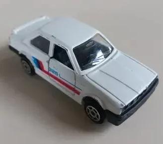 Majorette 1:56, automobile BMW 325 N° 229
