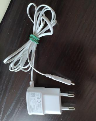 Caricabatterie ETA0U10EW e cavo dati usb SAMSUNG