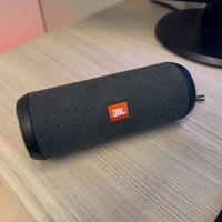 JBL Flip Essential