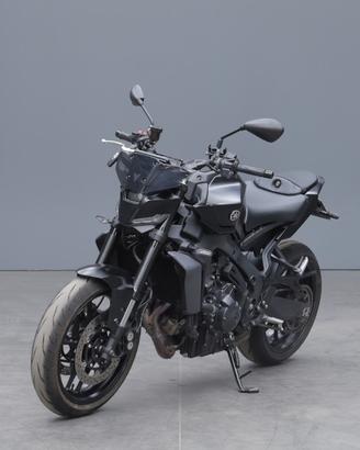 YAMAHA MT-09 890